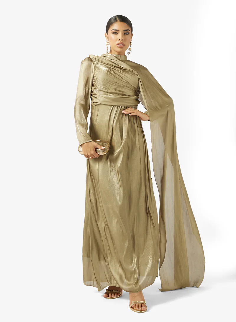 خزانة Drape Dress With Trail